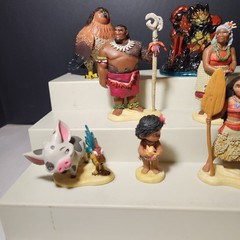 Disney Moana 10 pc Deluxe Figurine Playset Lot with extra figure (Maui as Shark)