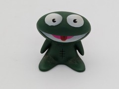 Kidrobot South Park Cartman 3″ Vinyl Figure 2011 Series 1 With Clyde Frog