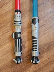 Star Wars LFL 2007 Hasbro Big Red Build A Saber & Obi Wan Kenobi 1999 Blue Saber