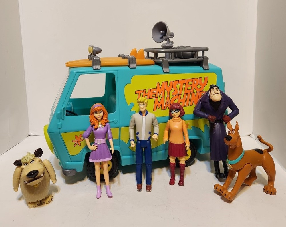 SCOOB! Scooby Doo MYSTERY MACHINE and 6 Figure Lot with LIGHTS & SOUNDS Working