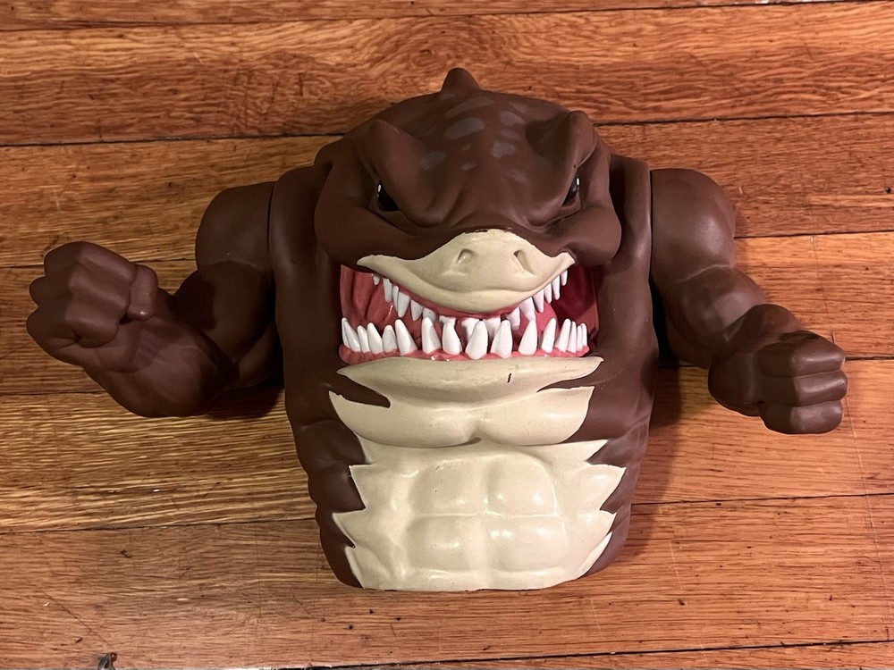 VINTAGE 1994 Street Sharks Slammu Hand Puppet