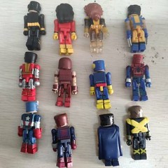 Lot 12 Marvel Minimates Spiderman Wolverine Captain Spider-woman Juggernaut