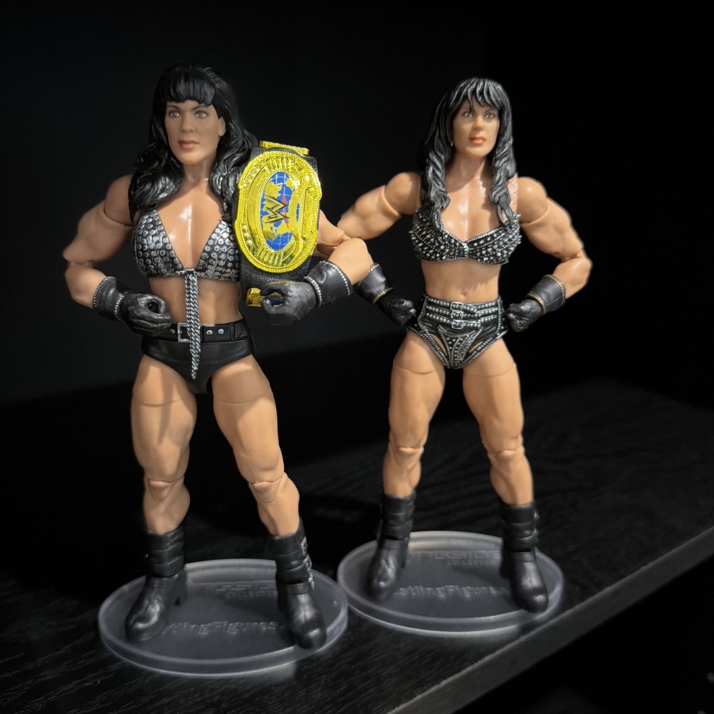 WWE Elite Monday Night Wars Chyna w/ Title & Summerslam Elite Chyna