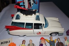VTG 1984 Real Ghostbusters ORIGINAL Ecto-1 Vehicle 80s w box 100% Complete 7 fig