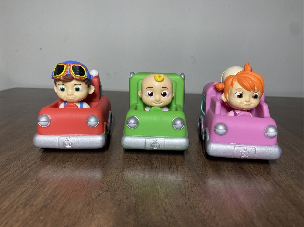 CoComelon Toy Vehicles Set 3 (Ice cream, Fire, Garbage Truck) Jazwares LLC 2020