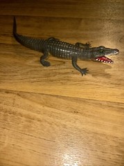 Alligator Crocodile Plastic Rubber Figure Fun Stuff Inc. 12″ Long