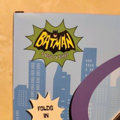 Batman (1966 Classic TV Show Series) Replica – BATMAN Batarang