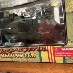 Ultimate Soldier 1:18 Scale US Army Vietnam Era Hoghead ll Helicopter UH-1C