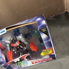 TOMORROW ARMOR BATMAN BEYOND HASBRO VINTAGE BOX WEAR NEW DC COMICS FIGURE