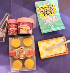 NEW MGA’s Miniverse Make it Mini Food Series 3 and Cafe Series 4 YOU PICK SALE