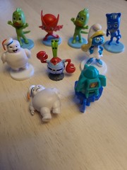 Lot Of 9 Mini PVC Plastic Figures Mixed Mask Smurfette Crab Marshmellow Rocket
