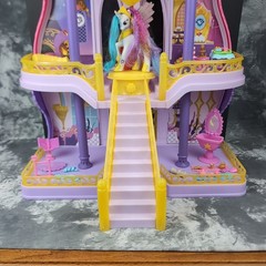 Hasbro My Little Pony Cutie Mark Magic Canterlot Castle Playset 2015 + Celestia