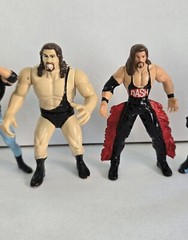 Vintage 1998 Toy Biz WCW Die Cast Metal/Plastic Wrestling Figures Lot Of 7 WWE