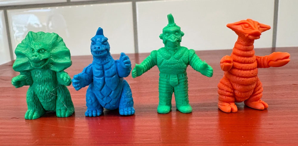 Lot of 4 Vintage Ultraman Kaiju Keshi Figures Windom Arstron Sadola Jirahs 1.5in