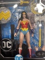 ✨ McFarlane Toys DC Multiverse Collector Edition Wonder Woman #10 Platinum Chase