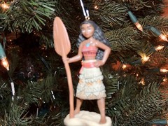 DISNEY AUTHENTIC MOANA XMAS ORNAMENT NEW NO BOX!