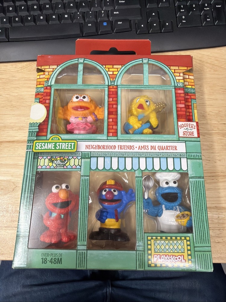 Playskool Sesame Street Neighborhood Friends Classic Collectibles