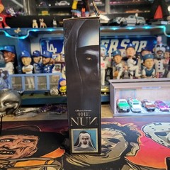 NECA The Nun Valak 8In Retro Action Figure The Conjuring Preowned Read Descripti