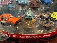 DISNEY PIXAR CARS 2 COMPLETE VEHICLE FIGURINE PLAYSET ORIGINAL BOX