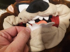 Lot of 6 Vintage 1993 & 1994 Warner Bros. Looney Tunes 12″ Plush Hand Puppets