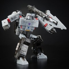 WFC-S12 Megatron Voyager Class Transformers Generations War for Cybertron Siege