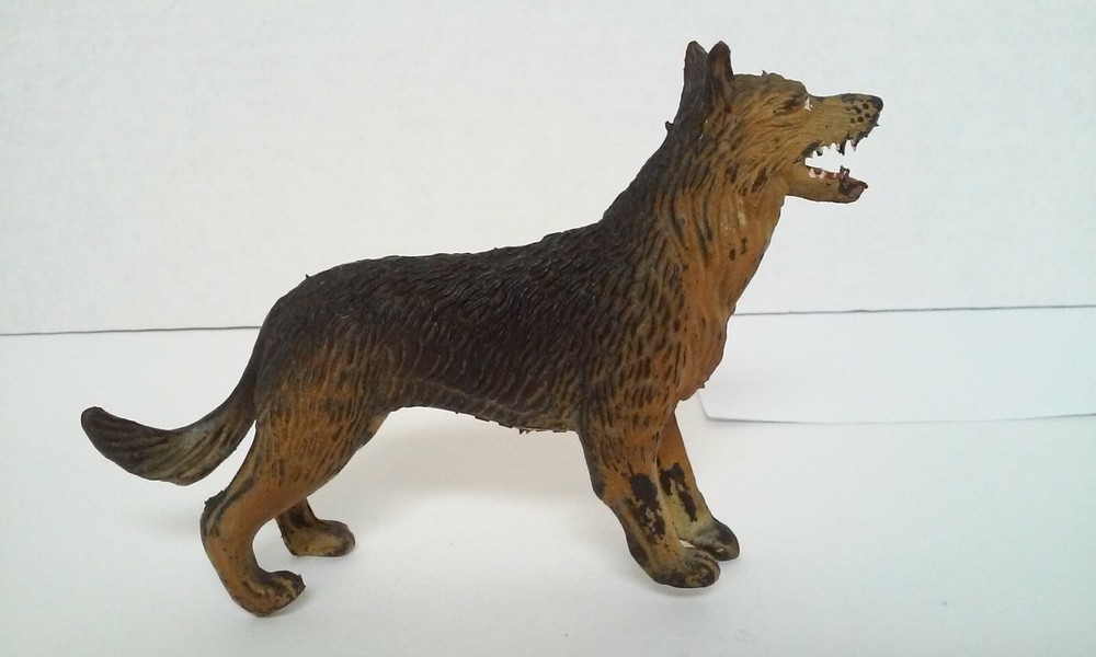 Vintage German Shepherd 4 1/4″ Tall Rubber Dog Figure Hong Kong 1970’s
