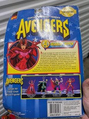 Avengers: Earth’s Mightiest Heroes: SCARLET WITCH 5.5″ Figure with Hex Blast!