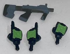Halo Action Figure Hands and Guns Parts and Accessories Small Lot-Series Unknown