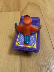 RARE 2004 Iago Magic Carpet 3″ McDonald’s EUROPE Action Figure Disney Aladdin