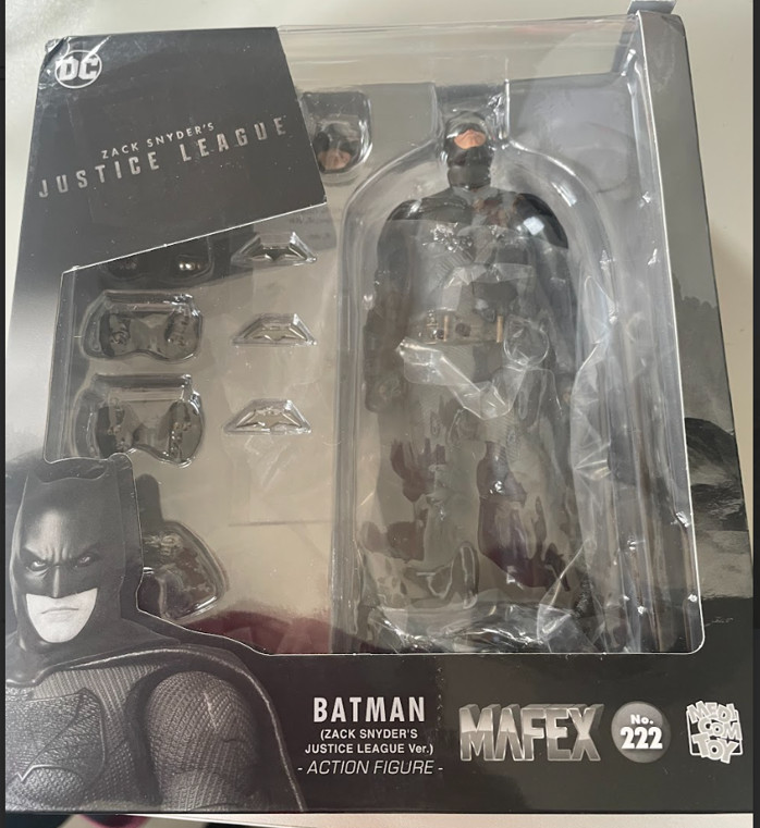 [Opend] Zack Snyder’s Justice League: Batman MAFEX Action Figure, A+++