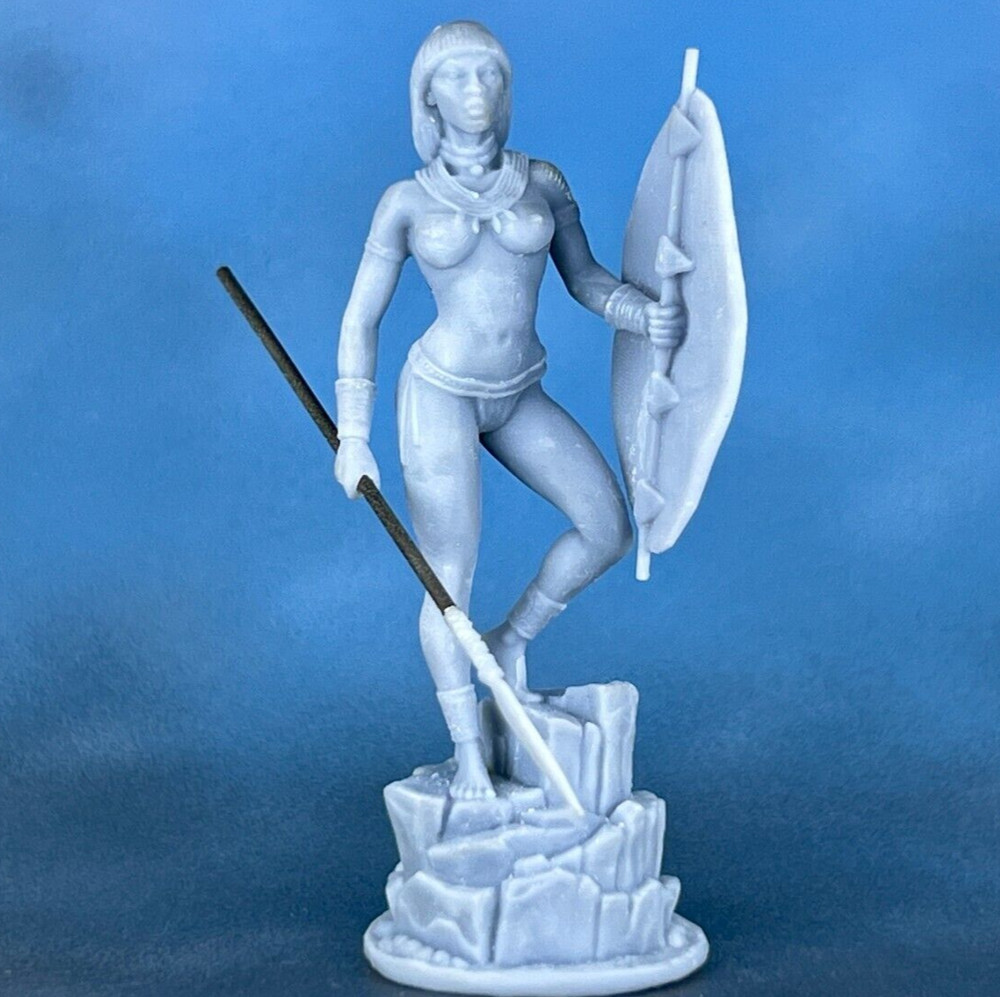 Figure zulu girl warrior 40mm Resin Soldiers. Tabletop Miniature