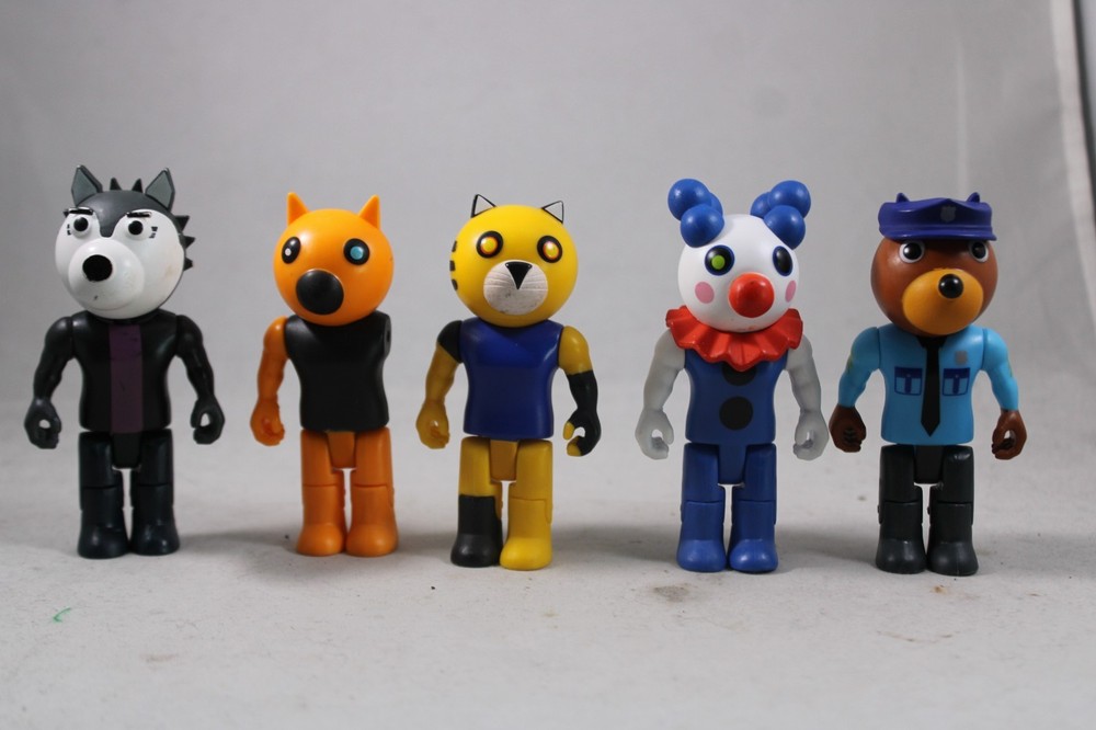 Piggy Series 2 Doggy Tigry Action Figure Police MiniToon PhatMojo Cop Toy Willow