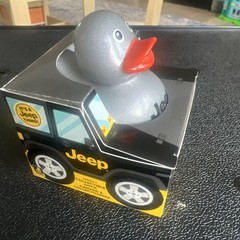 Jeep Branded 2″ Ducks in Paper Jeep 4×4 Box – Silver Sparkle Series 1