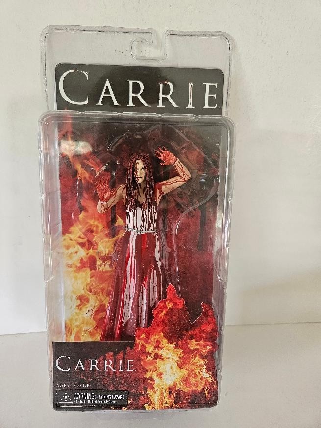 NECA 2013 Stephen King’s Carrie Bloody Prom Dress Variant Figure in Box Sealed