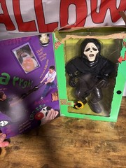 QUEST TOYS ELECTRONIC Stretch Screamers GHOSTFACE GHOUL Rare W/ Collector’s Card