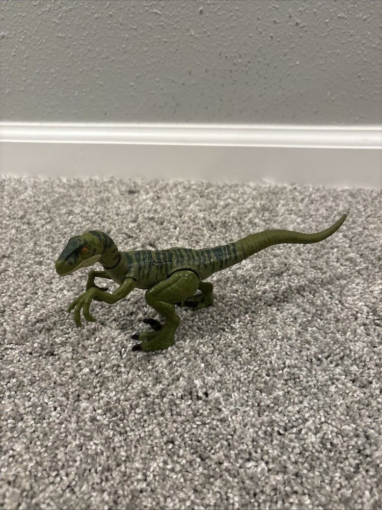 Jurassic World Primal Attack Pack Velociraptor Articulated Action Figure