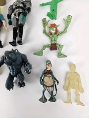 Vintage 1990’s Horror & Sci Fi Action Figure Toy Lot