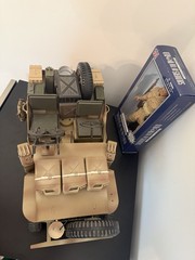 Soldiers of the World Jeep Vickers Machine Gun & Commando Figure (SAS)