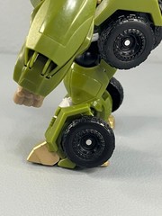 Hasbro Transformers Prime 2011 First Edition Voyager Class Bulkhead