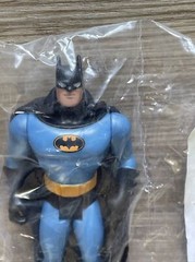 KENNER Vintage 1995 Batman Mail Away Animated Series Battle Helmet Action Figure