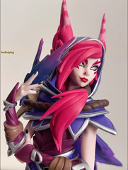 Official LoL League of Legends 26CM XAYAH Figure Model Statue Toy 26cm Xmas Gift