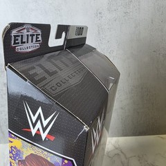 Mattel WWE Becky Lynch Elite Collection Action Figure, Deluxe Articulation & Lif