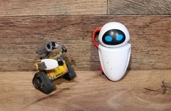 Wall-E Disney Pixar Lot THINKWAY Authentic Movie GUN ARM WALL-E and EVE Figures