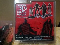 Gentle Giant LTD 2009 Dark Days LLC 30 Days Of Night Iris Action Figure, New