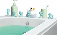 Smiski Bath Series Glow In The Dark (1 Random Figure) 62175