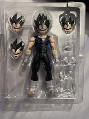 Bandai Dragon Ball Vegeta 5.3 in Action Figure