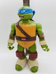 TMNT Leonardo 13.5in Action Figure 2015 Viacom Rare Moves And Talks