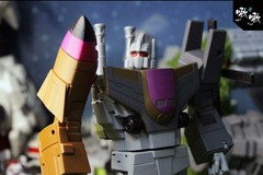Release All Members Upgrade Kit For MS-TOYS Small G1 Bruticus Accessories