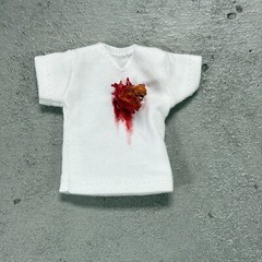 SU-AN-CB: 1/12 scale white fabric T-shirt with Alien – Chestburster