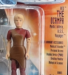 Kes Medic Intern Star Trek Voyager 1995 Playmates Unopened Action Figure & Card